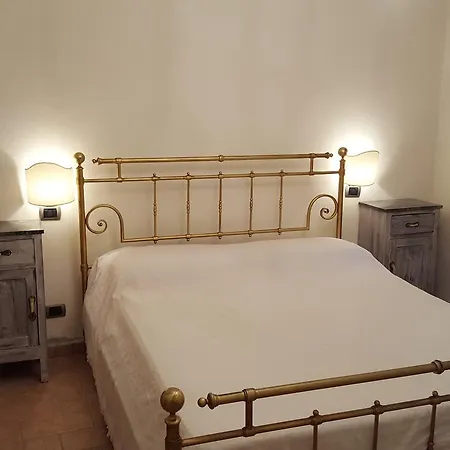 Nel Casale *