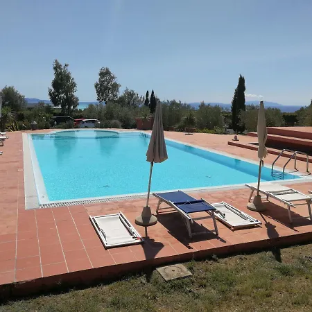 Nel Casale *